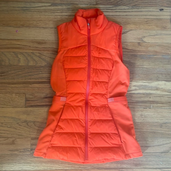 lululemon athletica Jackets & Blazers - Lululemon size 0 vest used and full of warm life for the fall and winter!